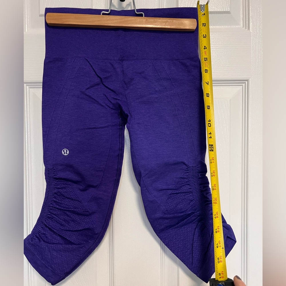 EUC Lululemon In The Flow II Crop 4 - Picture 4 of 5